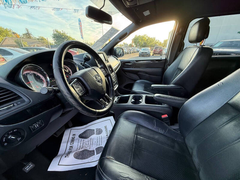 2016 Dodge Grand Caravan SXT