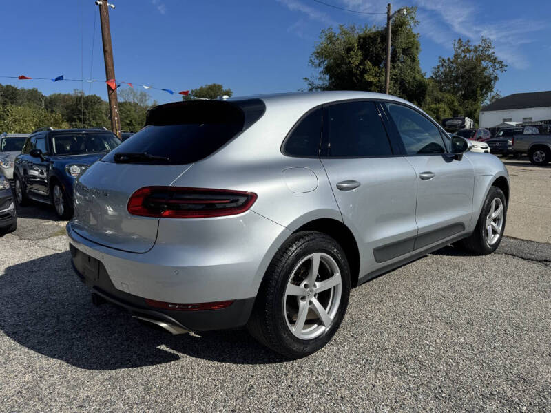 2017 Porsche Macan