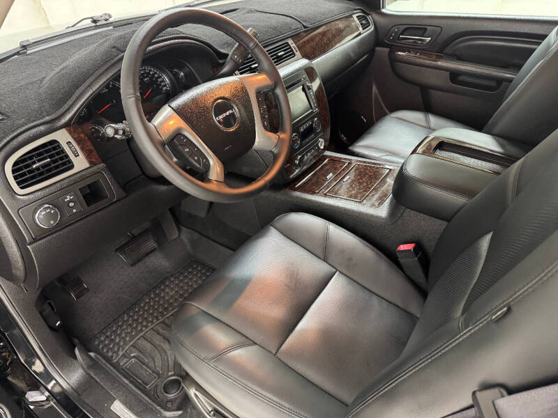 2011 GMC Yukon Denali