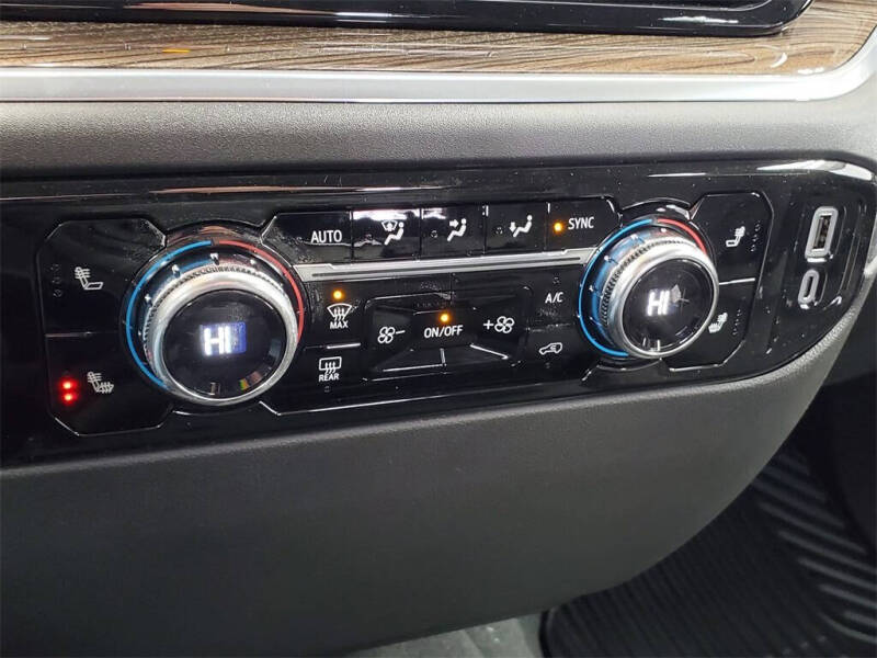 2026 GMC Sierra 1500 Elevation Standard