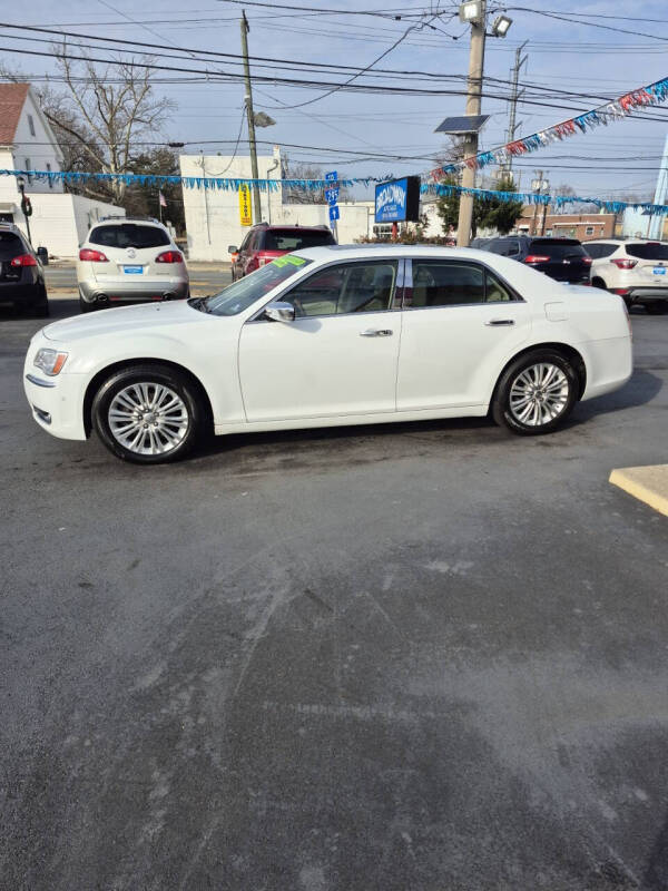 2011 Chrysler 300 C