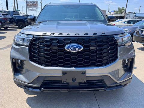 2025 Ford Explorer ST-Line