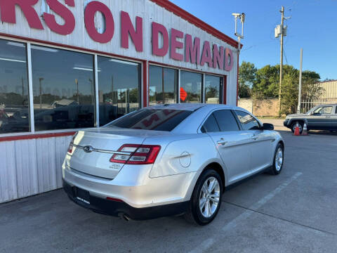 2014 Ford Taurus SEL