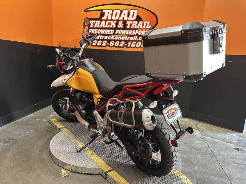 2021 Moto Guzzi V85 TT Adventure E5