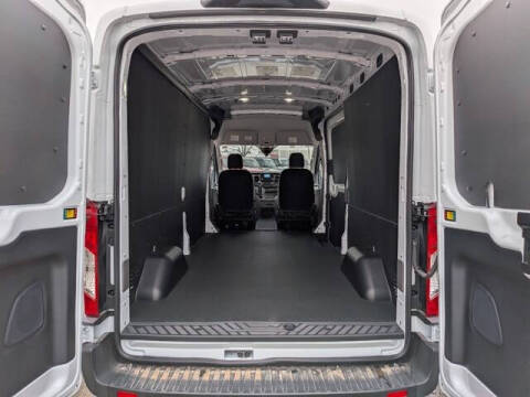 2025 Ford Transit 250