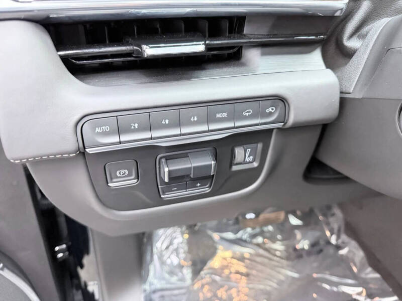 2022 Cadillac Escalade ESV Sport Platinum