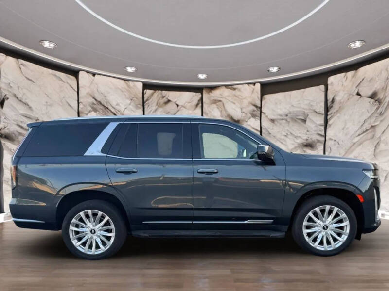 2021 Cadillac Escalade Luxury