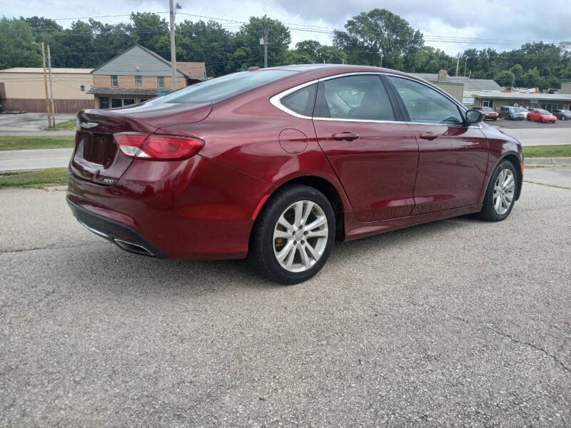 2016 Chrysler 200 Limited