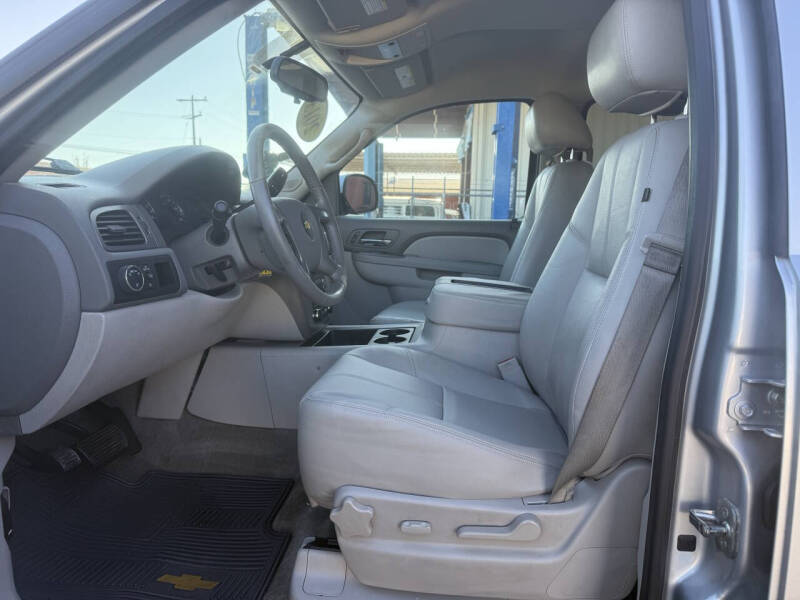 2013 Chevrolet Suburban LT