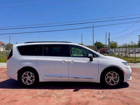 2023 Chrysler Pacifica Limited