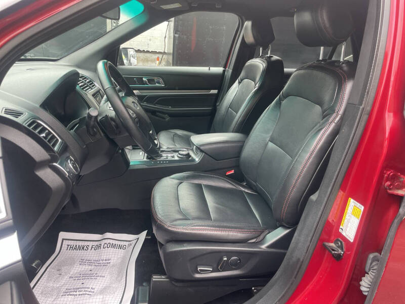 2017 Ford Explorer Sport