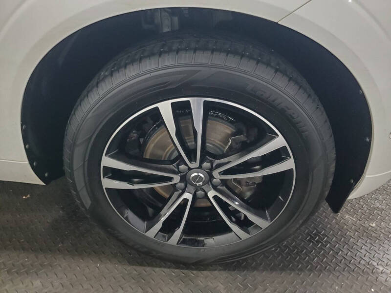 2019 Volvo XC60 T5 Momentum