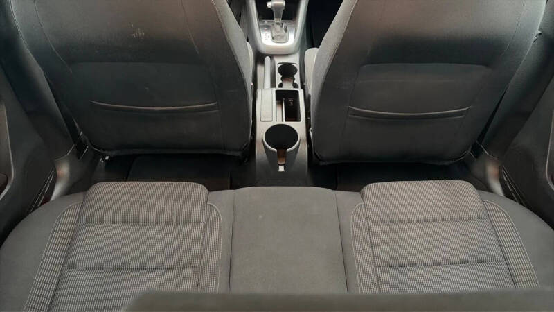 2010 Volkswagen Golf 2.5L PZEV