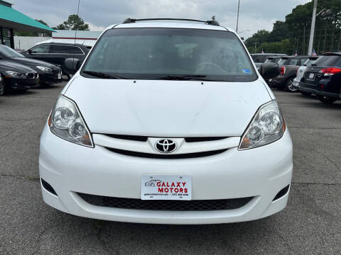 2009 Toyota Sienna LE 7-Passenger