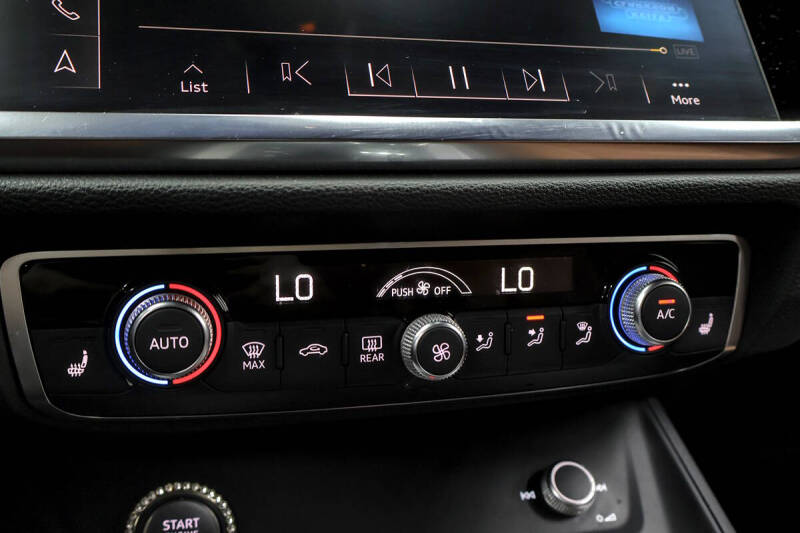 2020 Audi Q3 quattro Premium Plus 45 TFSI