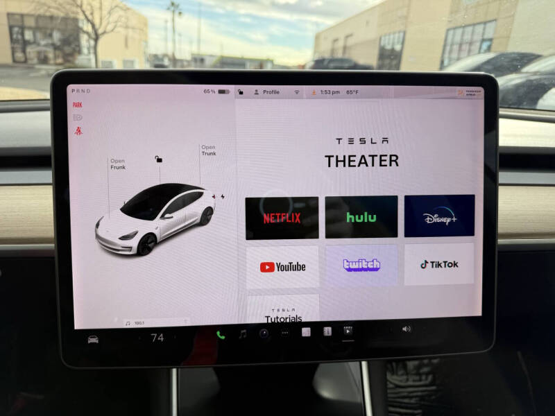 2019 Tesla Model 3 Standard Range Plus