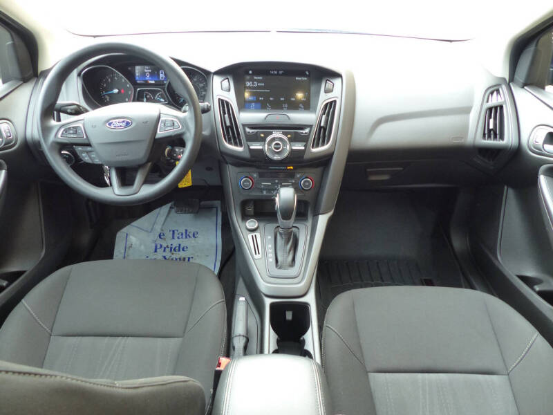 2017 Ford Focus SEL