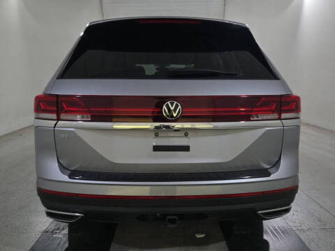 2024 Volkswagen Atlas SE