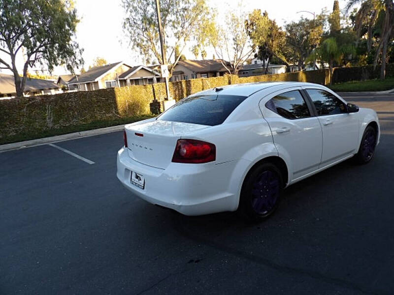 2014 Dodge Avenger SE