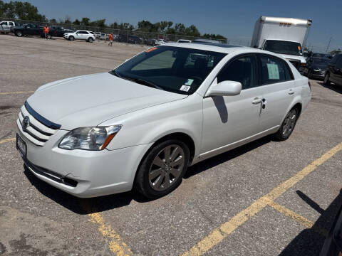 2005 Toyota Avalon XLS