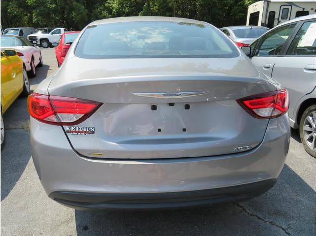 2017 Chrysler 200 LX