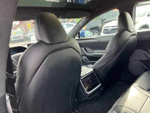 2022 Tesla Model S