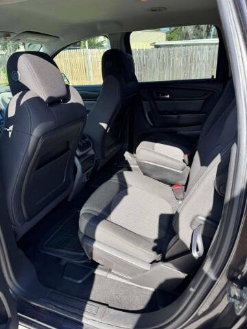 2017 Chevrolet Traverse LS