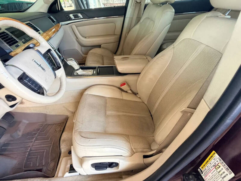 2012 Lincoln MKS
