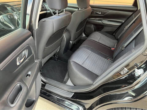 2016 Nissan Altima 2.5 SR