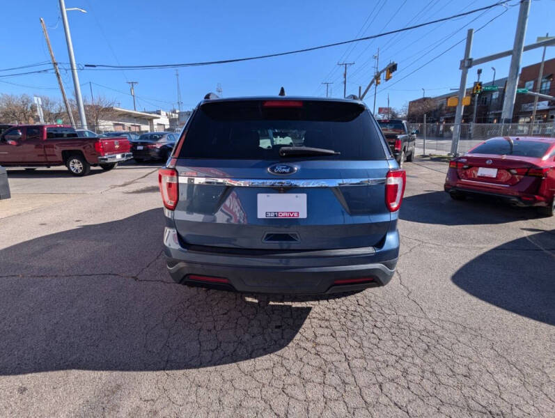 2018 Ford Explorer