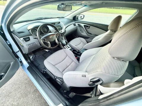 2013 Hyundai Elantra Coupe SE