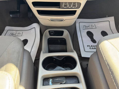 2021 Chrysler Voyager LX