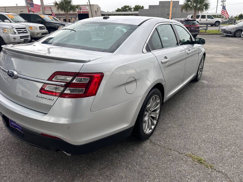 2013 Ford Taurus Limited
