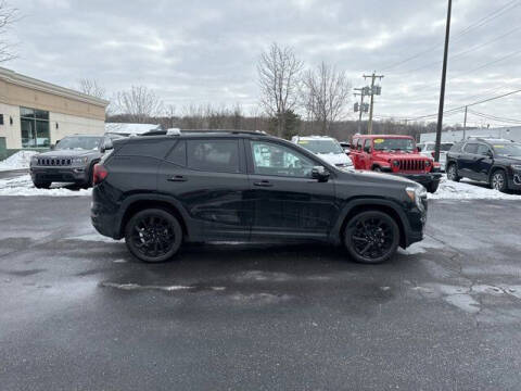 2023 GMC Terrain SLE