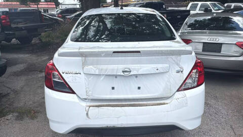 2017 Nissan Versa 1.6 S