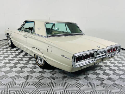 1965 Ford Thunderbird