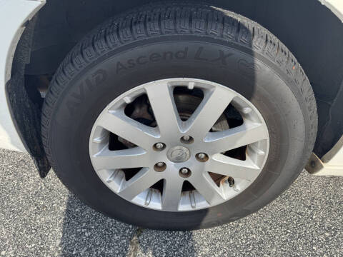 2011 Chrysler Town and Country Touring-L