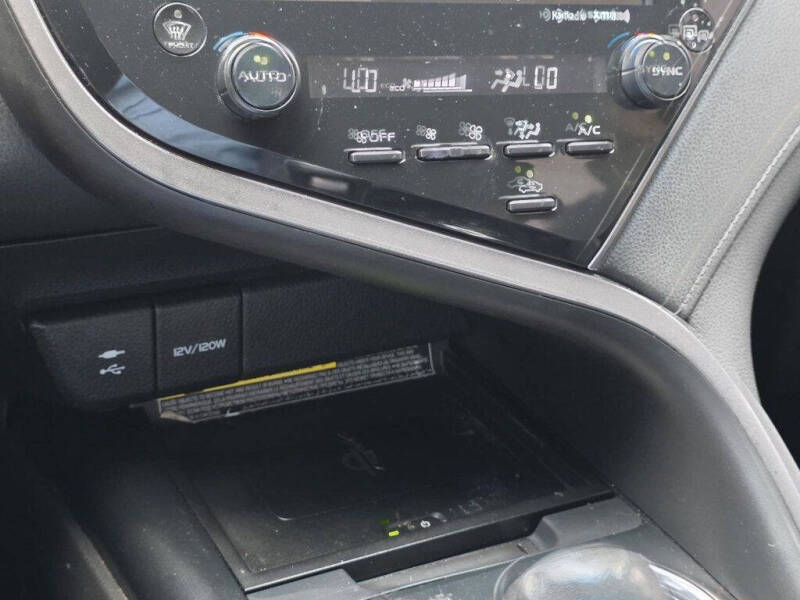 2019 Toyota Camry XSE