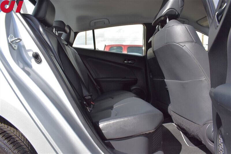 2022 Toyota Prius XLE