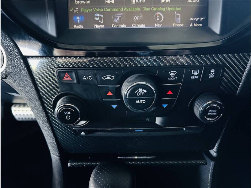 2014 Chrysler 300 SRT8