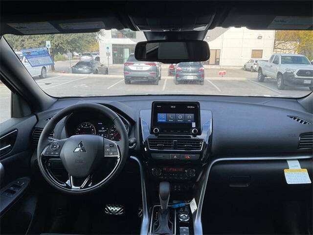 2026 Mitsubishi Eclipse Cross LE