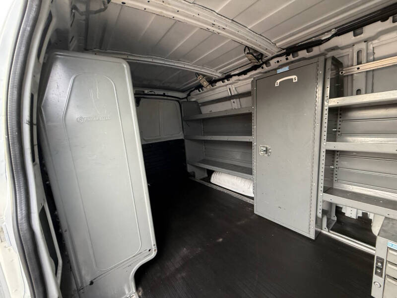 2020 Chevrolet Express 2500