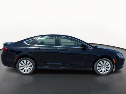 2016 Chrysler 200 LX