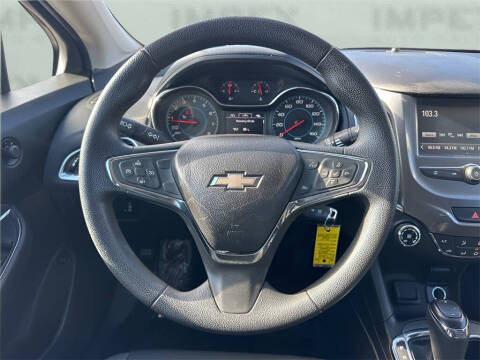 2017 Chevrolet Cruze LT Auto