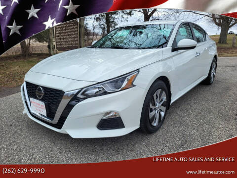 2020 Nissan Altima for sale at Lifetime Auto Sales and Service in West Bend WI