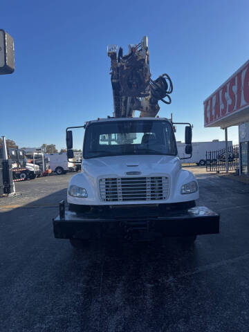 2019 Freightliner M2 106