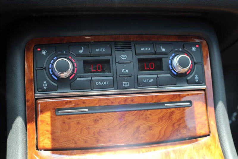 2005 Audi A8 quattro