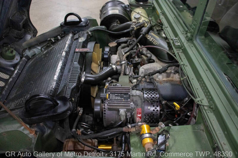 2001 AM General Hummer