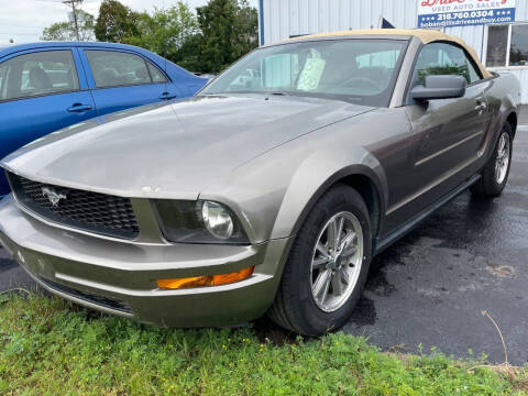 2005 Ford Mustang V6 Deluxe