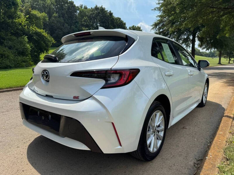 2024 Toyota Corolla Hatchback SE